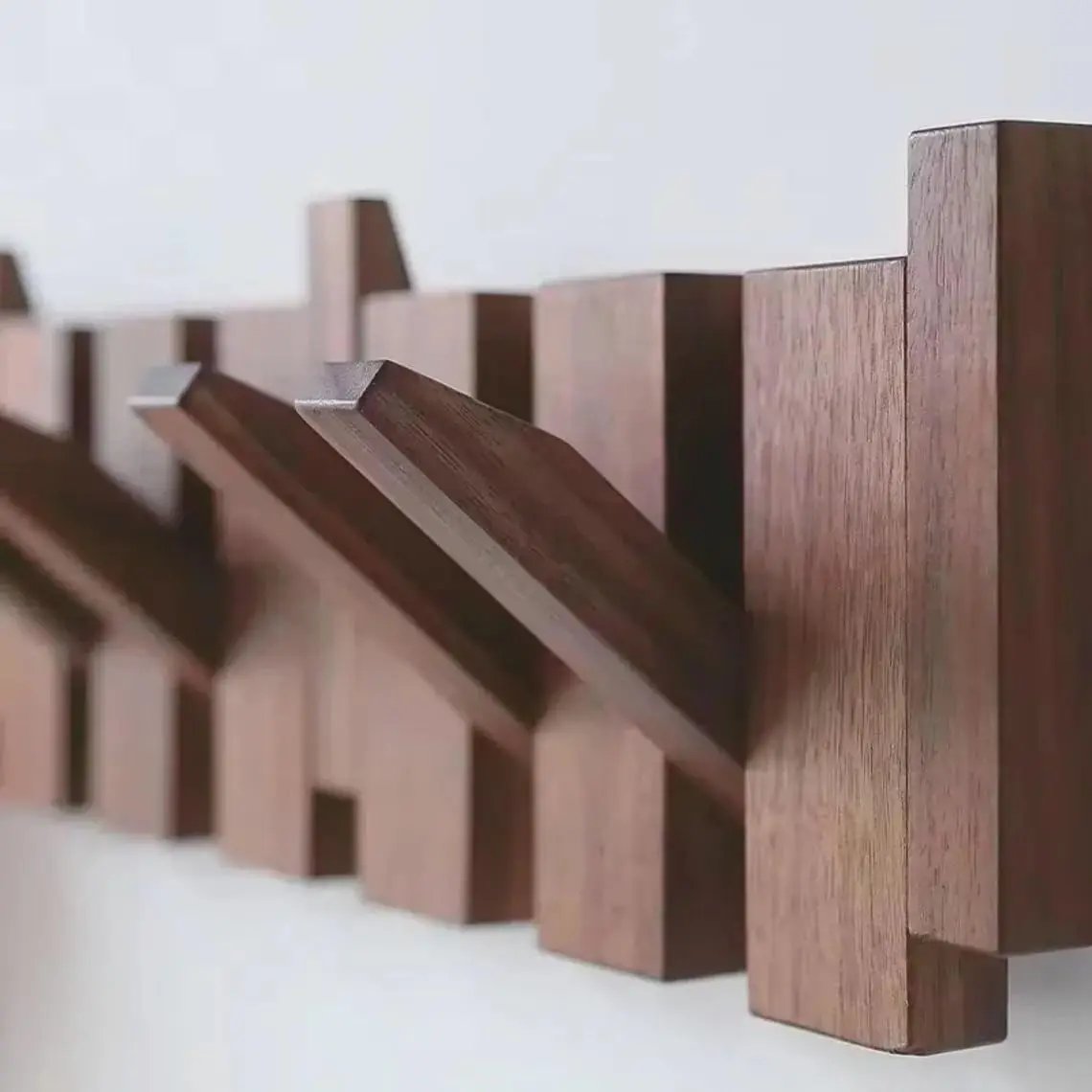 Stylish Piano-Design Coat Rack – 8 Foldable Hooks for Your Home