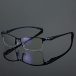 Light Multifocal Glasses | Robust Frame | Scratch-Resistant & Water-Repellent