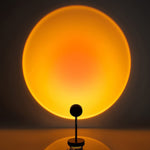 Elegante LED Tischlampe mit 180° Drehung und Dimmfunktion