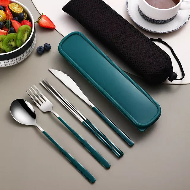 Elegantes Besteckset aus rostfreiem Edelstahl