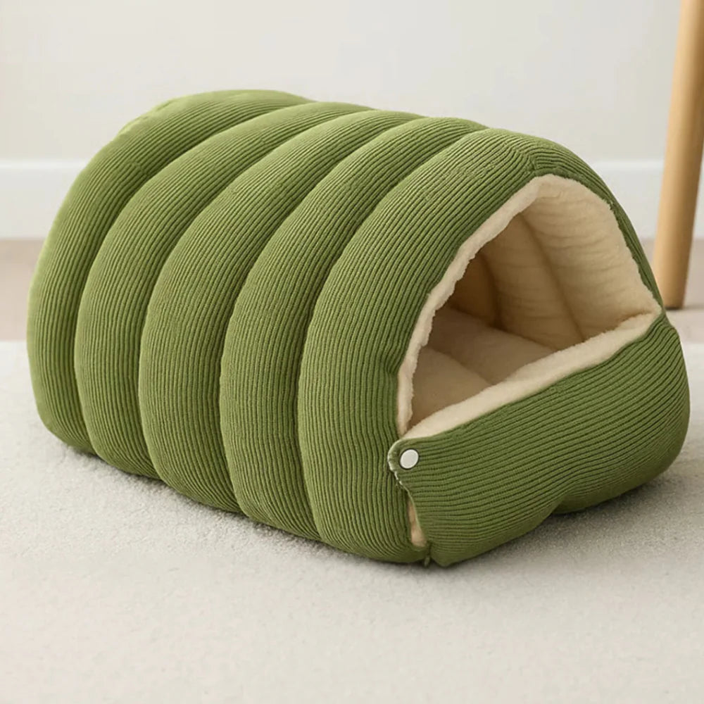 Cuddly Cave for Cats and Small Dogs – Ideal Retreat