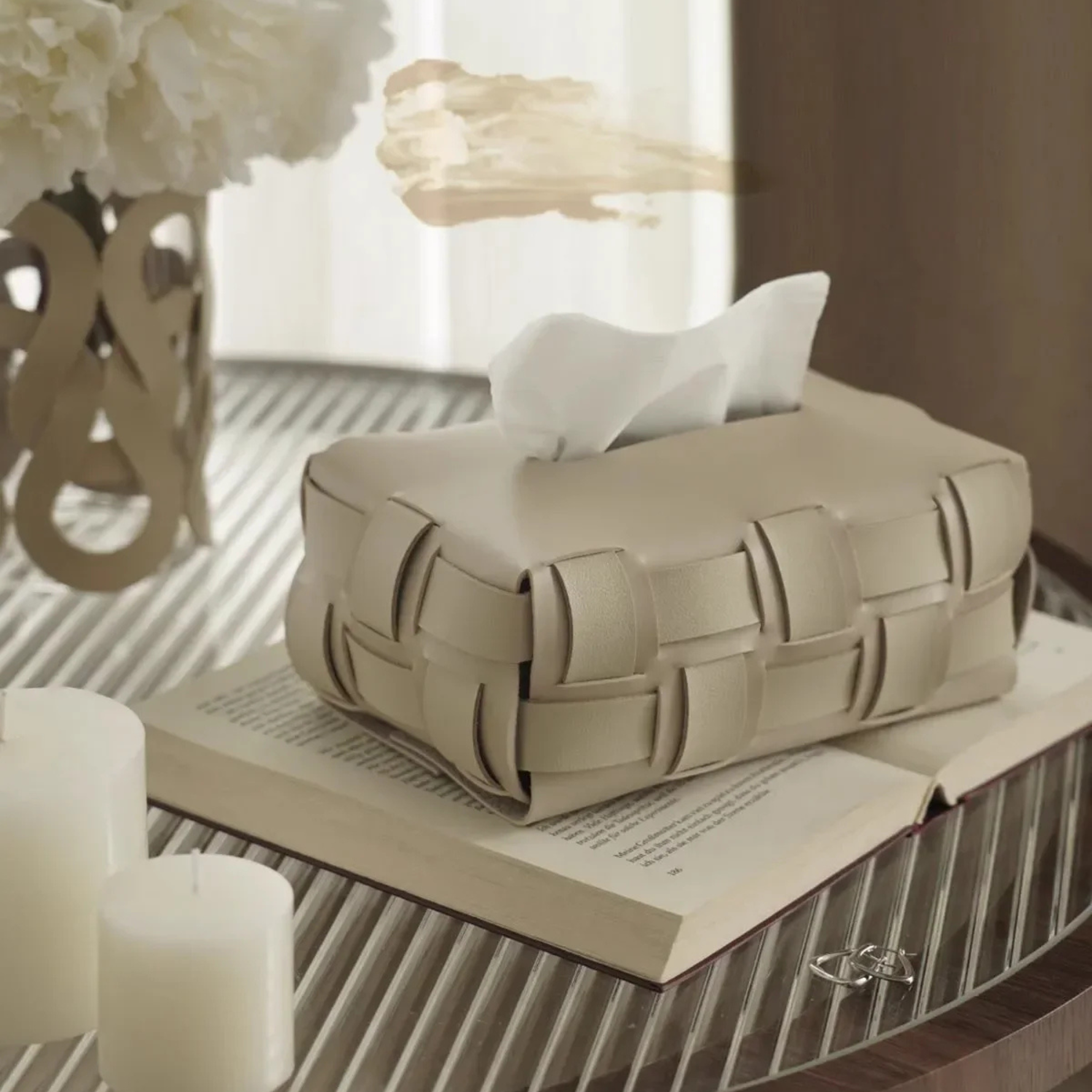 Elegant Faux Leather Tissue Box Cover – Minimalist Design with Snap Fastener