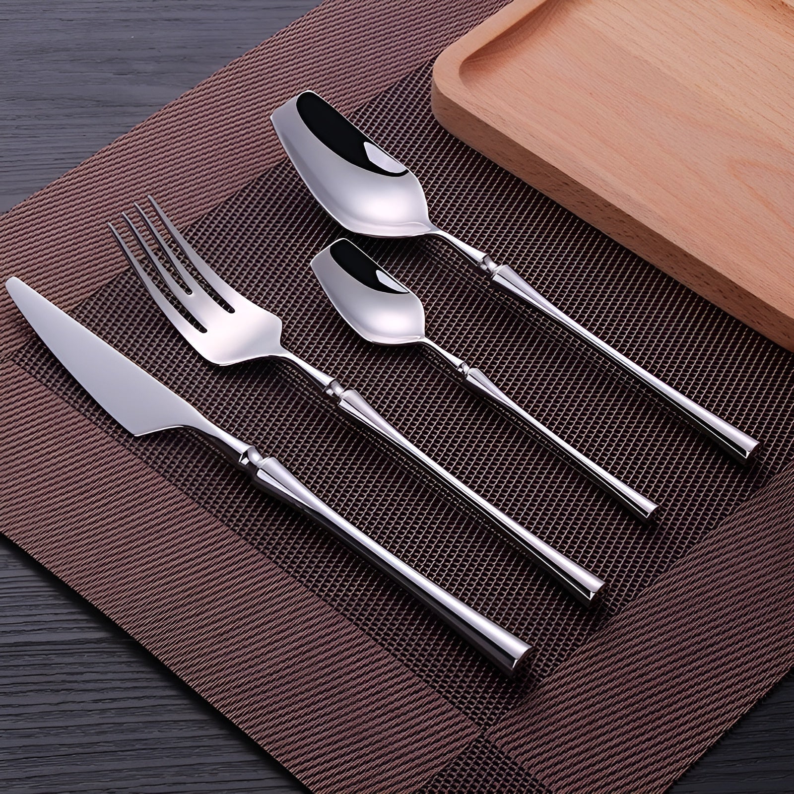 Edelstahl-Besteckset – Elegant und langlebig | Ideal für den Alltag und Gäste