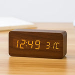 Elegante LED Tischuhr aus Holz mit Sprachsteuerung
