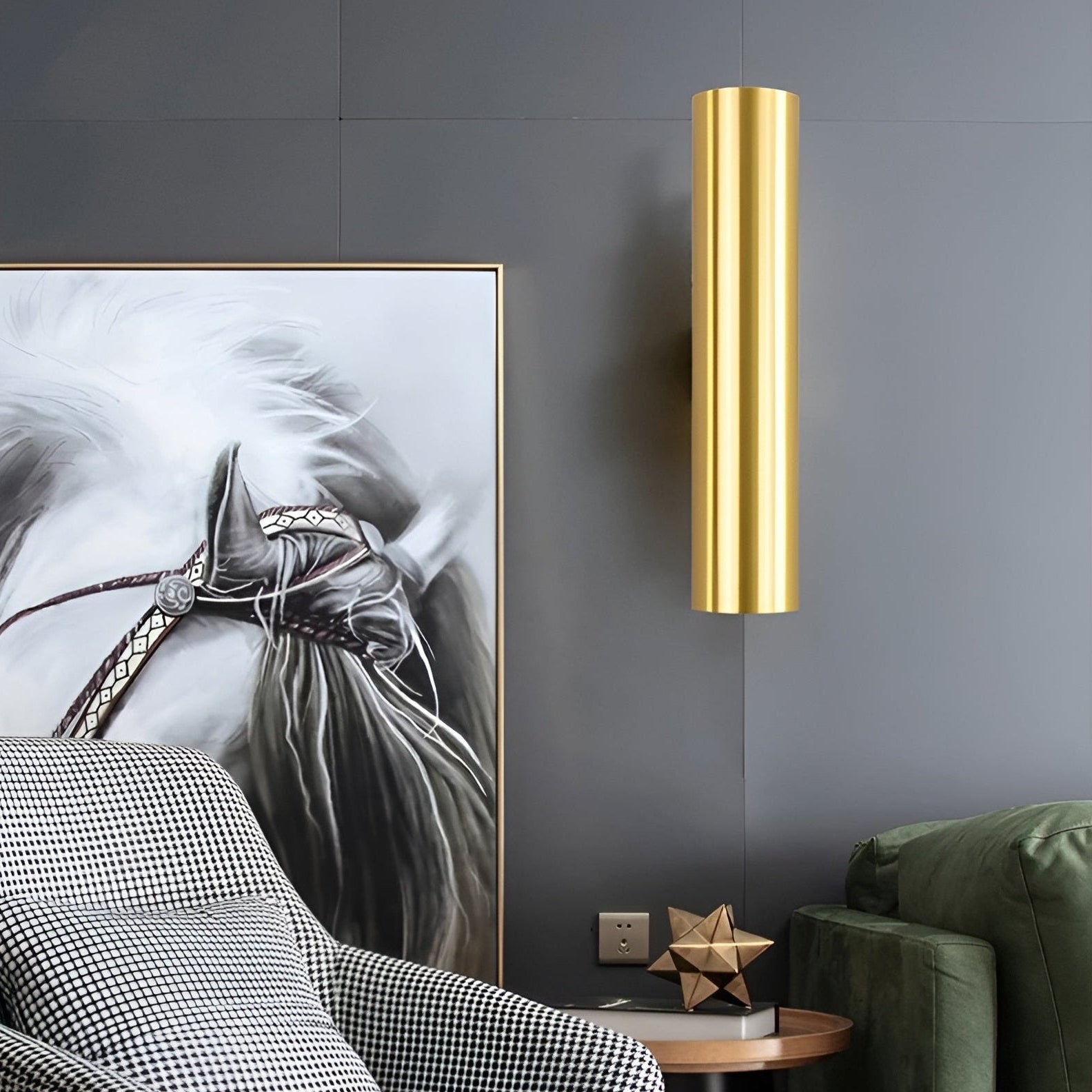 Elegante Wandleuchte – Flexible Doppelkopflampe für stilvolle Räume