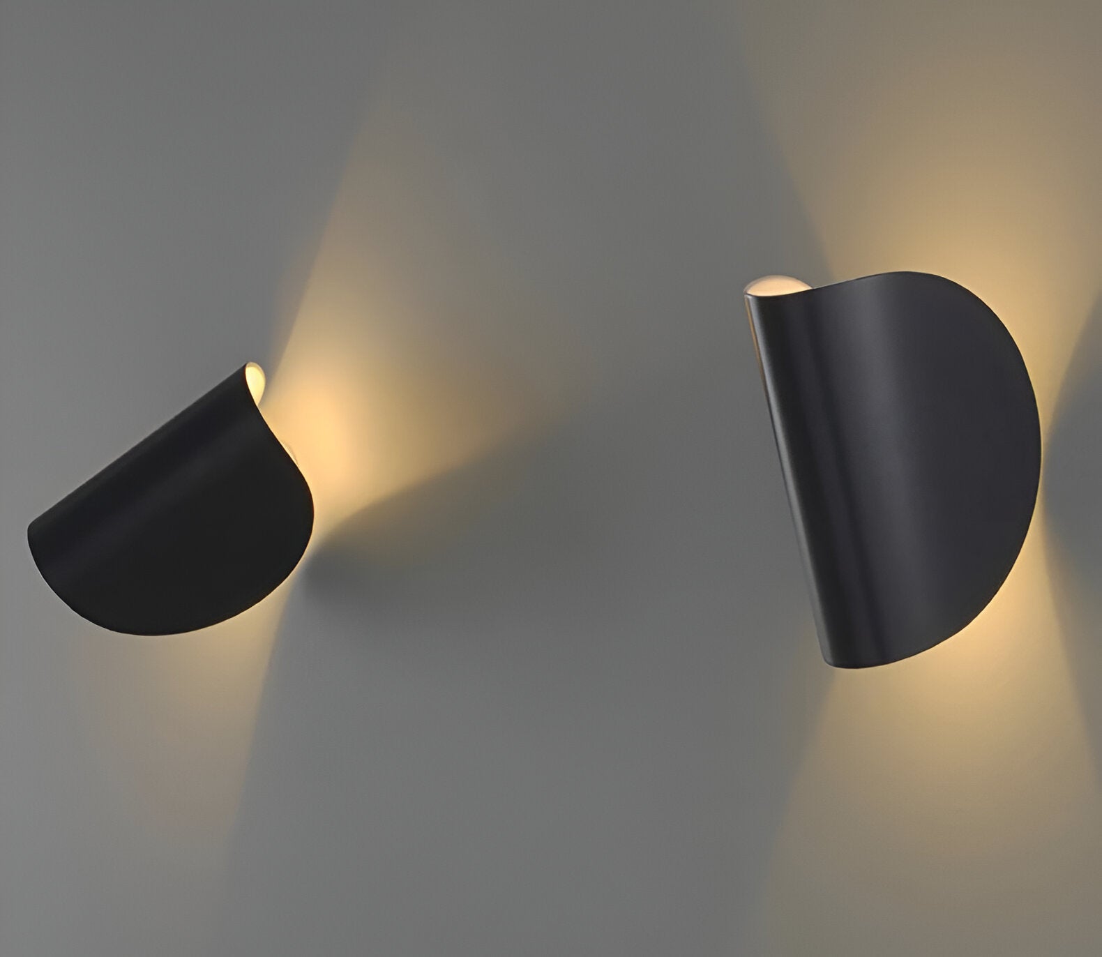 Flexibel Einstellbare Wandlampe aus Metall für Jeden Raum