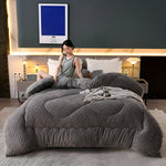 Premium All-Season Duvet for Ultimate Comfort
