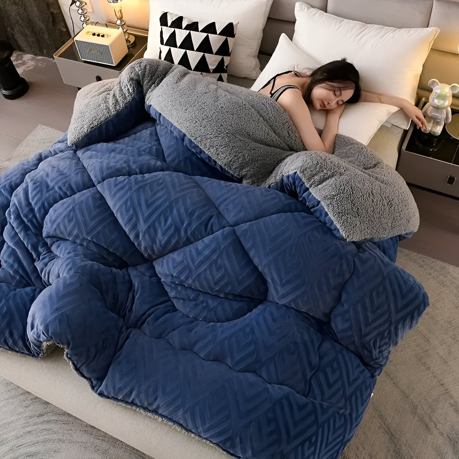 Premium All-Season Duvet for Ultimate Comfort