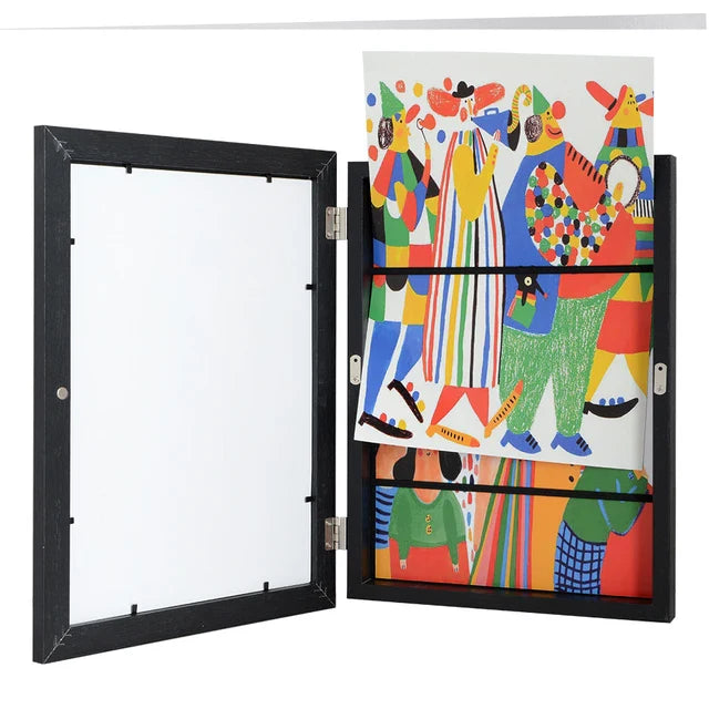 Frame for up to 150 artworks – picture holder