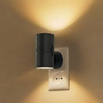 Dimmable LED night light with twilight sensor