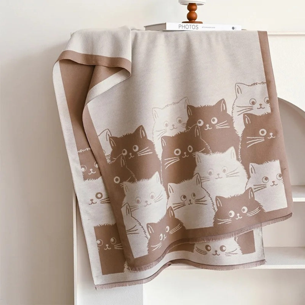 Stilvoller Katzen Winterschal für warme Tage