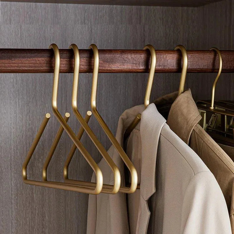 Stylische Metall-Kleiderbügel für elegante Aufbewahrung (5 Stück)
