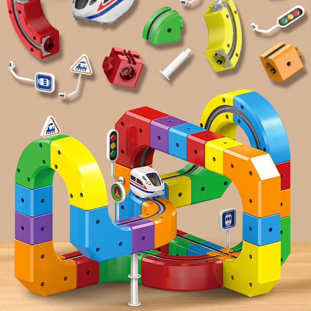 Fantasievolles Rennspielzeugset für Kinder mit 3D-Strecke