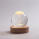 AstroGlobus 3D Tischlampe – Kugelförmige Holzlampe mit warmem LED-Licht und Planetendesign
