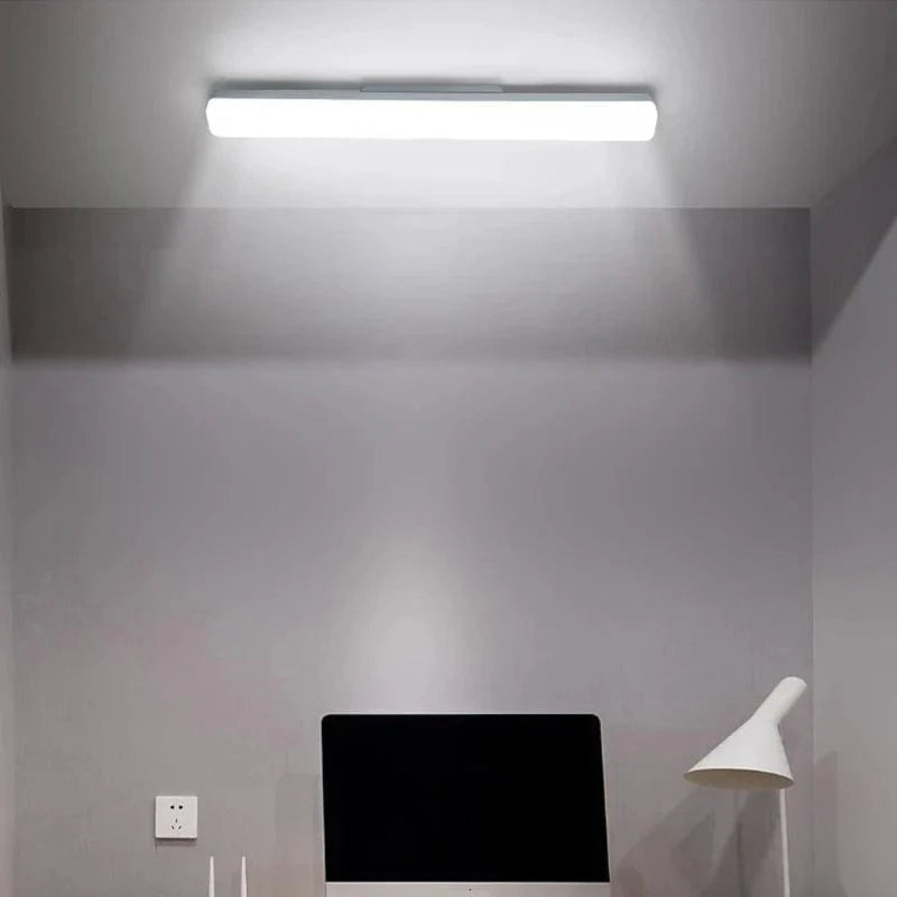 Waterproof LED Mirror Lighting for Your Bathroom – Slim and Energy-Saving