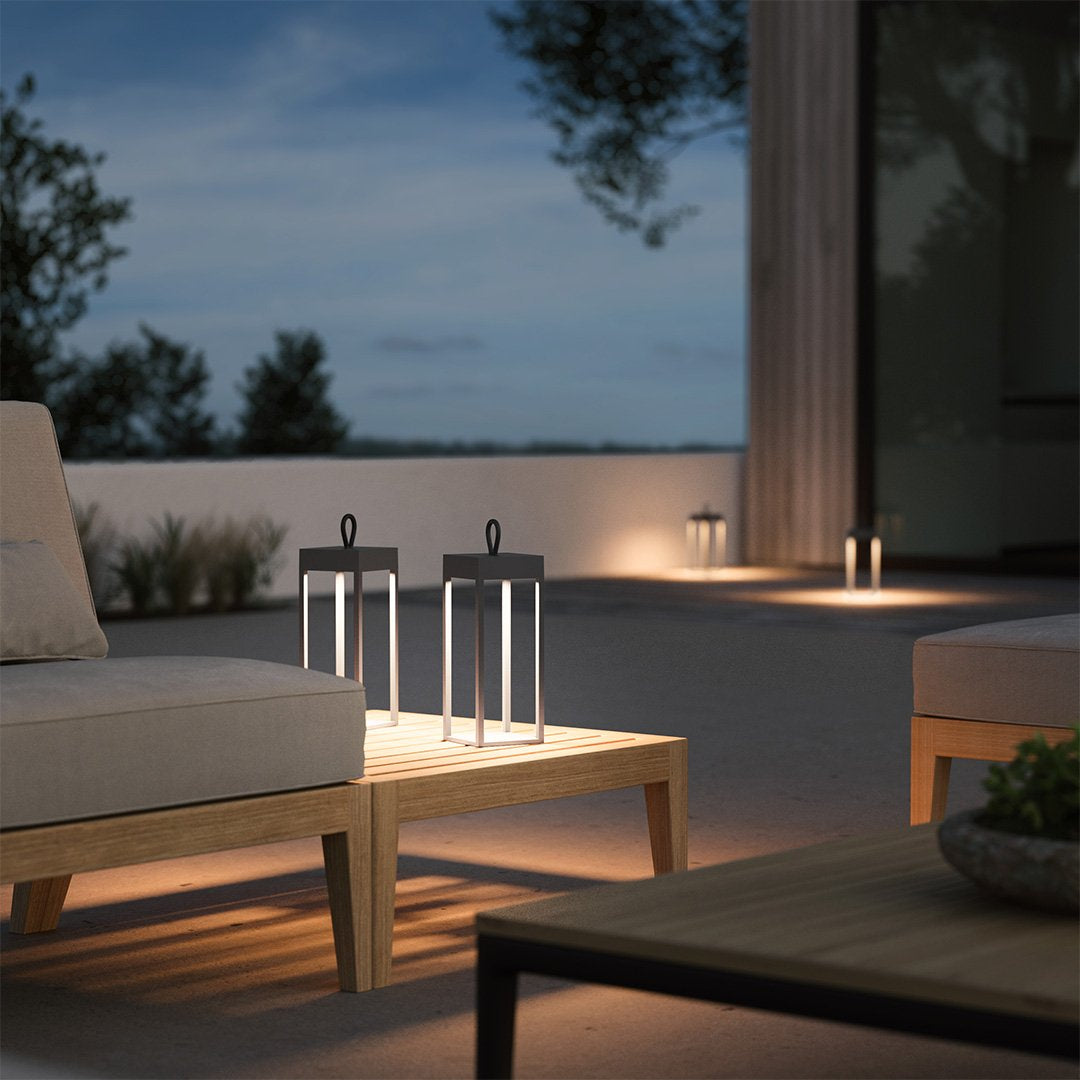 Dimmbare LED-Lampe für Innen und Außen – Modern & Flexibel