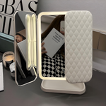 Beleuchteter Kosmetikspiegel mit verstellbarem Winkel