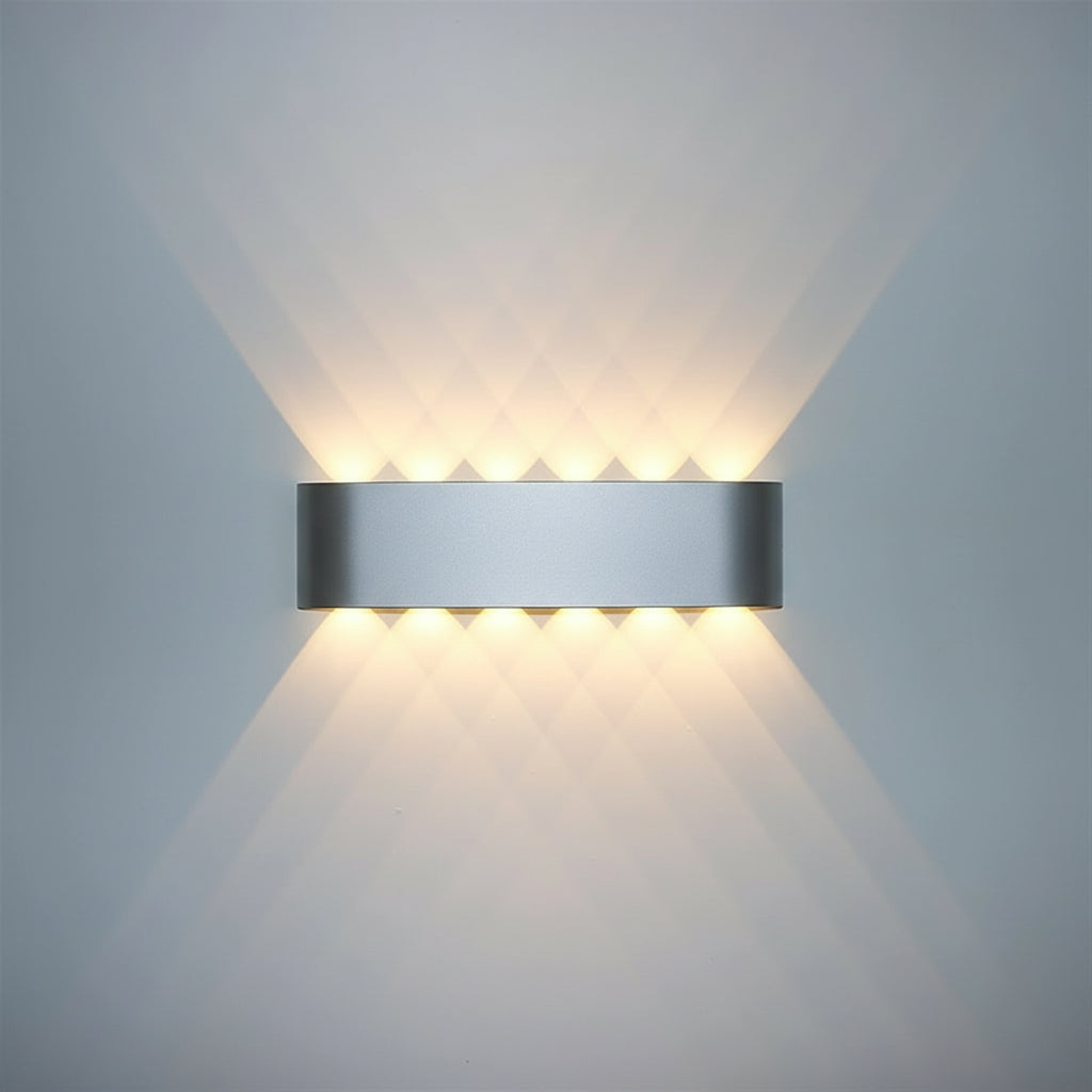 Modern LED Wall Light in Aluminum for Indoor and Outdoor