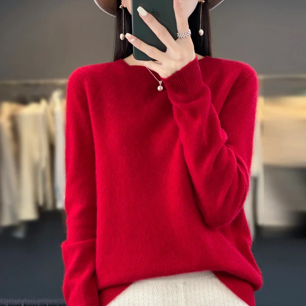 Elegant Cashmere Sweater for Women – Crew Neck and Warm