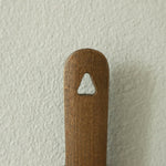 Elegant Wooden Shoehorn with Magnet – Convenient Shoe Putting-On