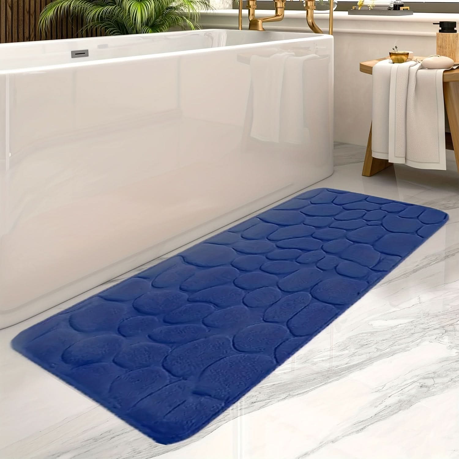 Large Non-Slip Bath Mat with Stylish Stripe Pattern for Safety and Comfort