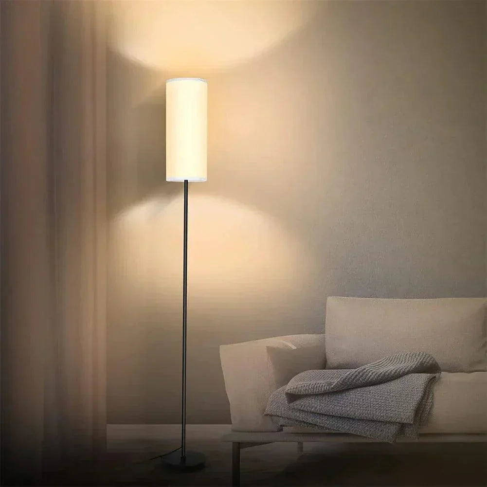 LuminaNova | Elegante Stehlampe für jedes Zuhause