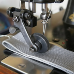 Praktischer Nähfuß für Leder mit Rollmechanismus