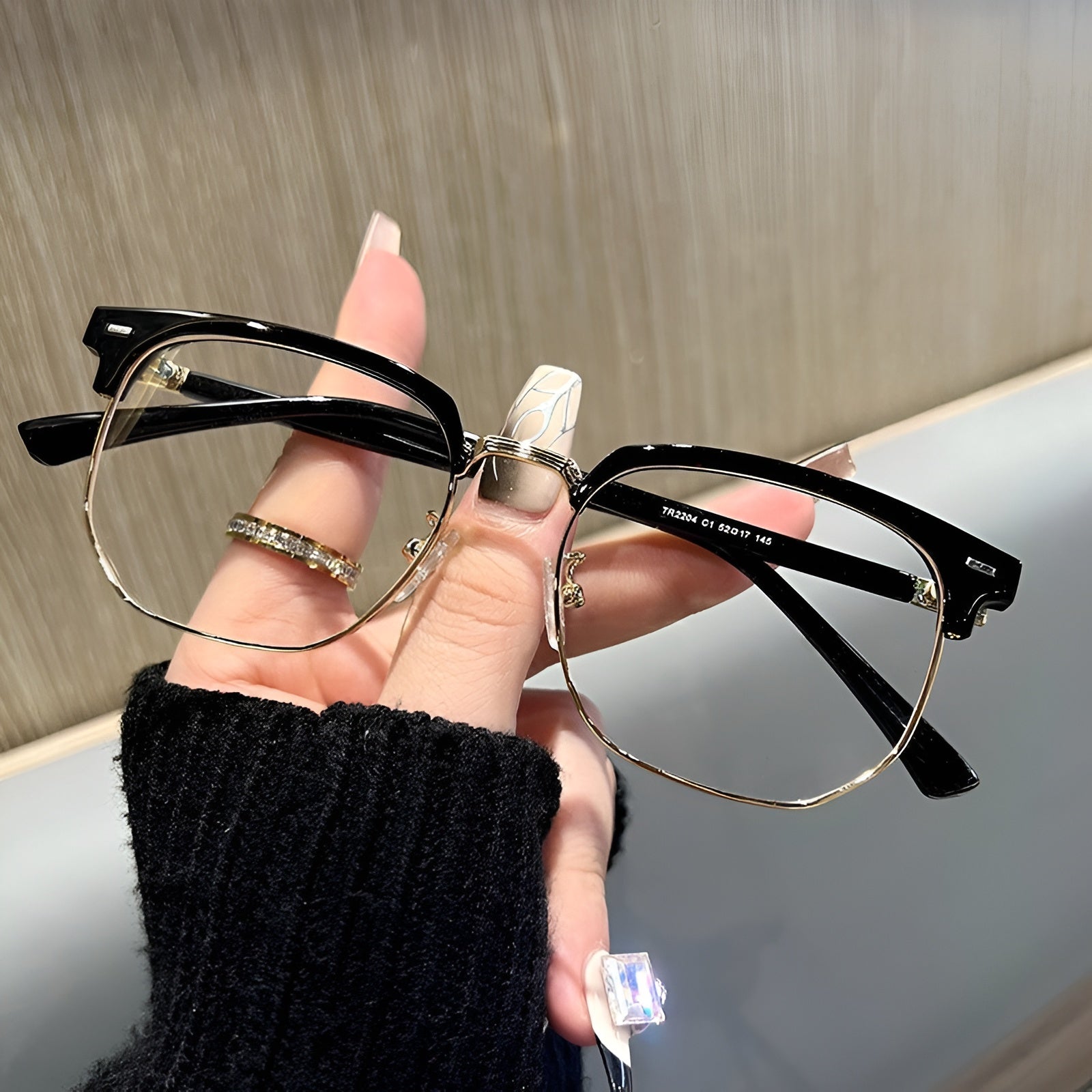 Light Reading Glasses with Advanced Lens Design