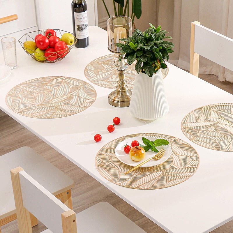Elegante runde Tischsets aus PVC – Stilvolle Platzdeckchen für Ihr Esszimmer