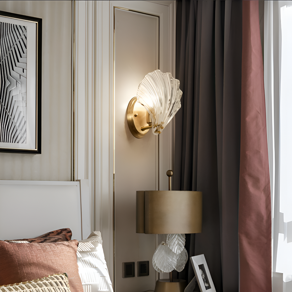 Elegant glass wall light with a minimalist design – Ideal for living rooms and bathrooms
