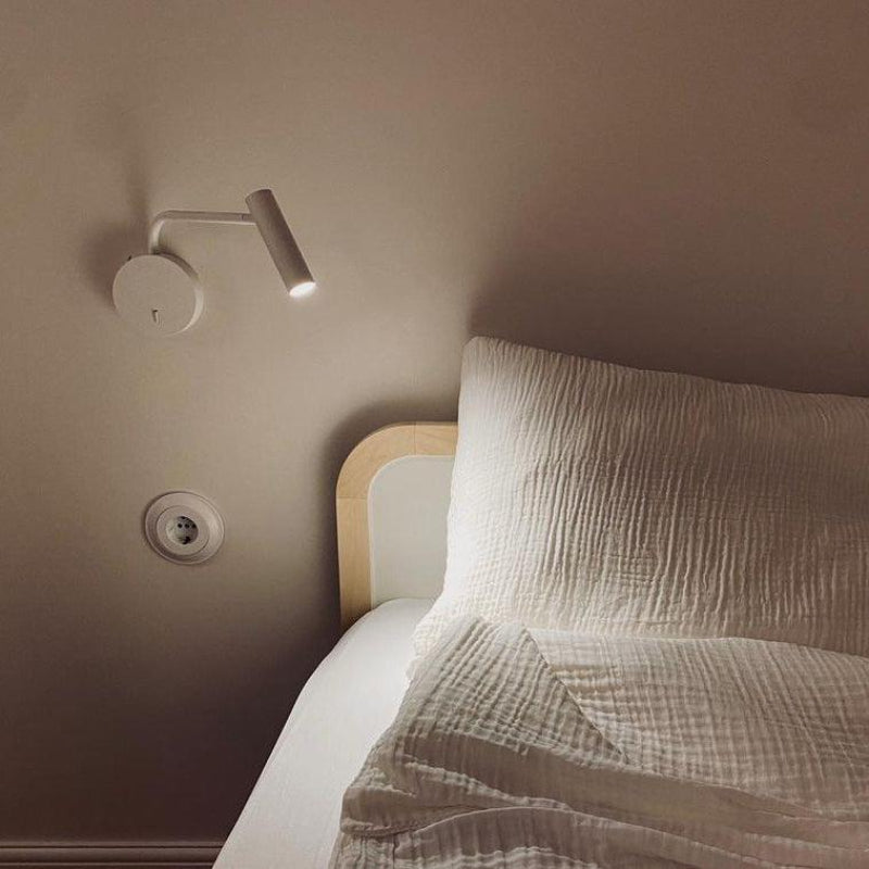 Scandinavian LED Wall Light with Flexible Arm – Stylish Light for Interiors