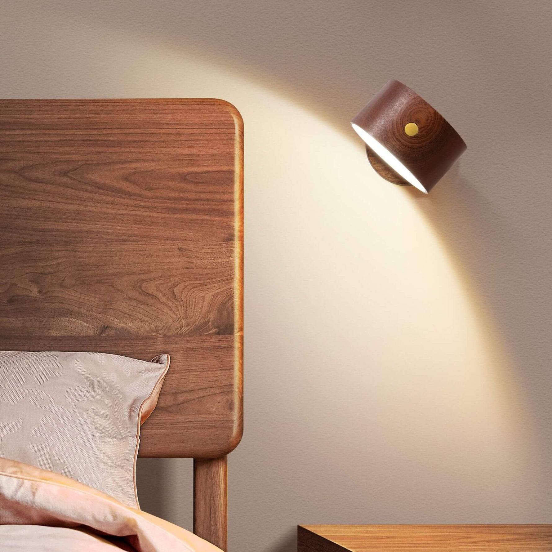 Stylische LED-Wandlampe im minimalistischen Design mit Holzoptik