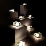 Elegante Tischlampe aus Glas mit blendfreier LED-Beleuchtung