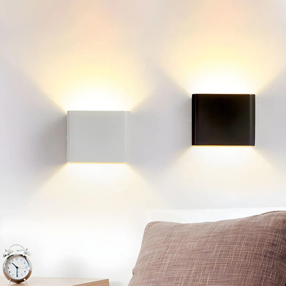 Elegante LED Wandleuchte aus Aluminium - Energieeffiziente Beleuchtung