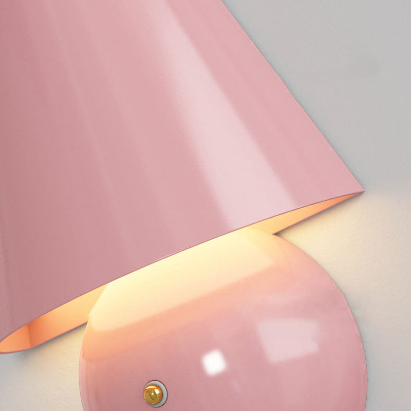 Elegant LED Wall Sconce – Stylish Iron and Acrylic Lighting for Living Room and Bedroom
