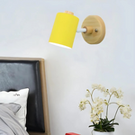 Stilvolle Holz-Zylinder LED Wandleuchte – Sanfte Ambiente Beleuchtung für Schlafzimmer und Flure
