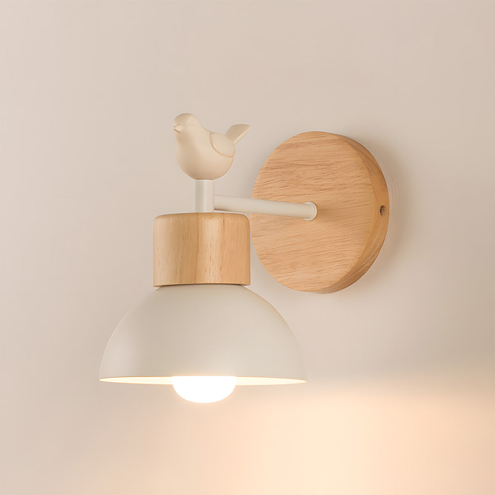 Elegant Wooden Wall Lamp – Stylish Light Source for Your Home