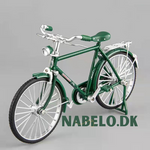 Herzstück – Nostalgisches DIY-Fahrradmodell für kreative Köpfe