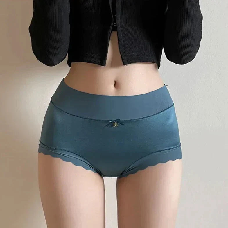 Seamless Women's Underwear | Invisible Under Any Outfit | Antibacterial & Ultra-Comfortable | SilkenFit