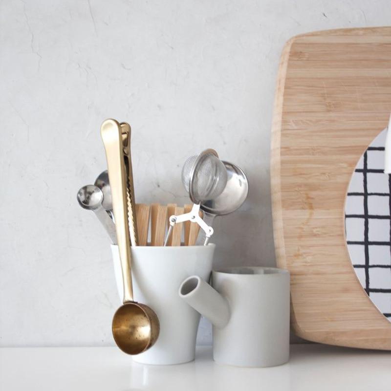 Multifunctional Teaspoons and Tongs for Cafés