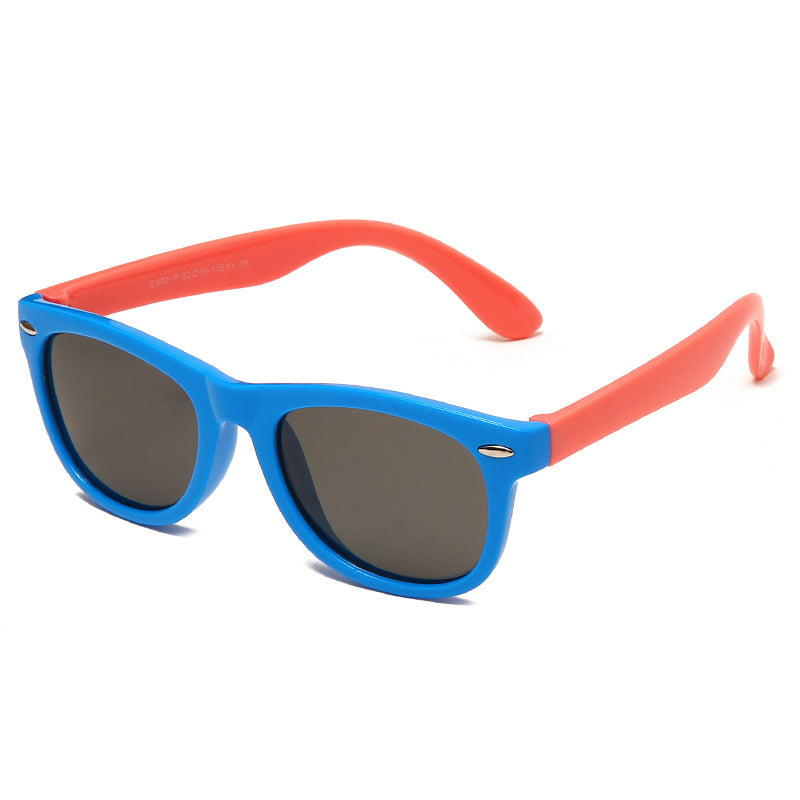 Flexible and sturdy frame for kids' sunglasses