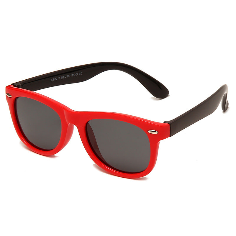 Flexible and sturdy frame for kids' sunglasses
