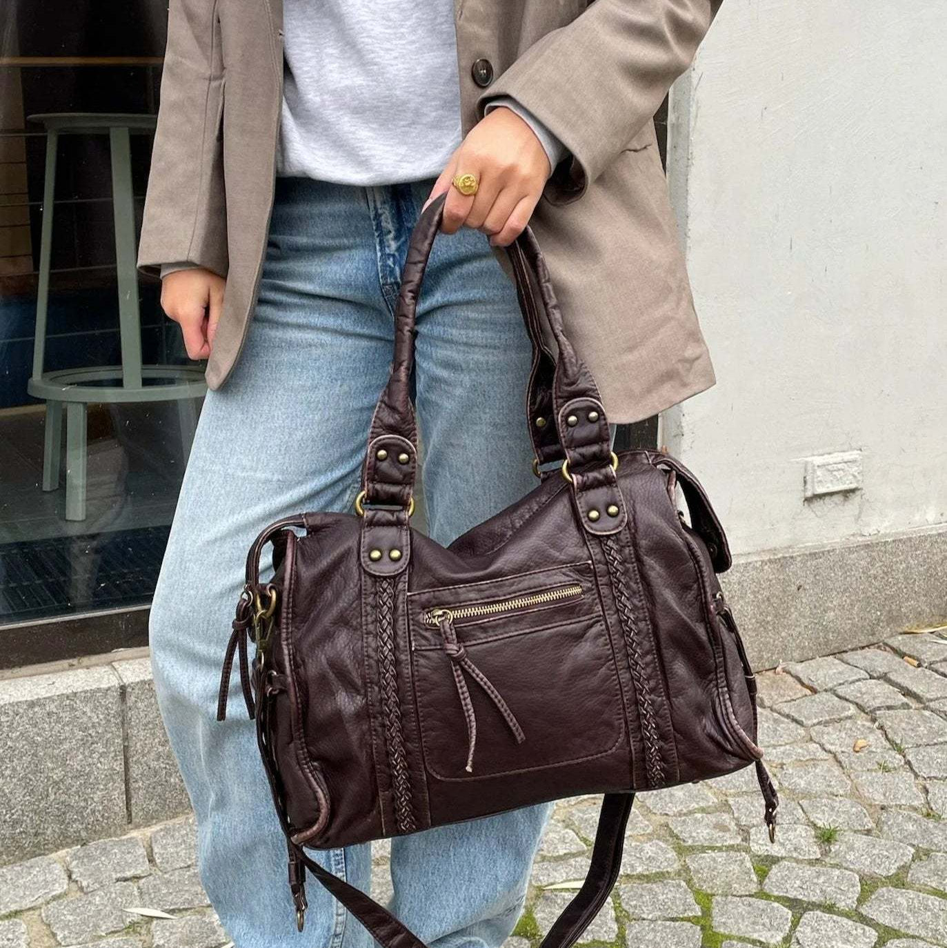 Stilvolle Damenhandtasche im Retro-Look
