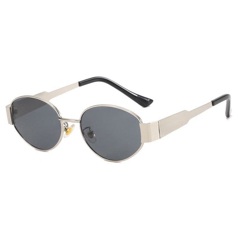 Sonnige Eleganz – Schicke Sonnenbrille für optimalen Schutz