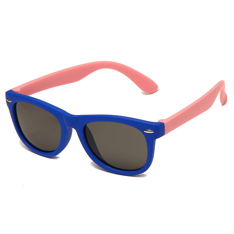 Flexible and sturdy frame for kids' sunglasses