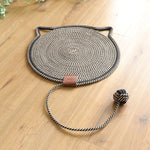 2-in-1 Katzenkratzmatte und Spielunterlage CatJoy