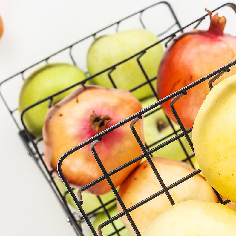 Practical fruit basket made of high-quality steel for your kitchen