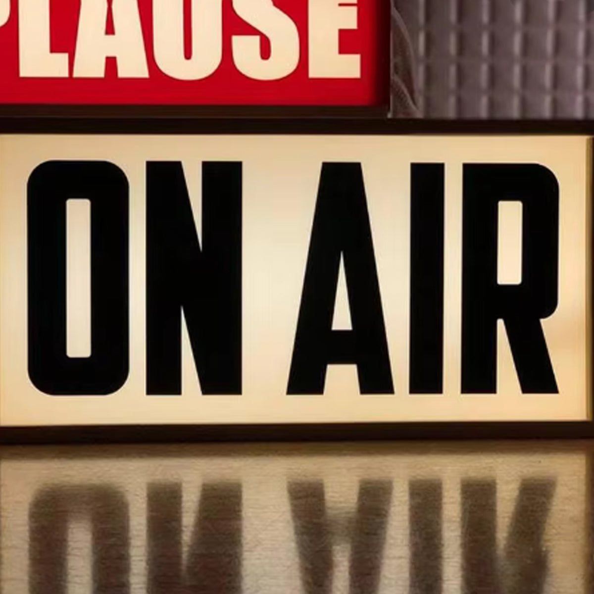 Retro Lightbox Table Lamp with On Air Sign