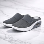 Comfortable slippers with orthopedic support