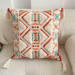 Boho-inspirierter Wurfkissenbezug mit Quasten